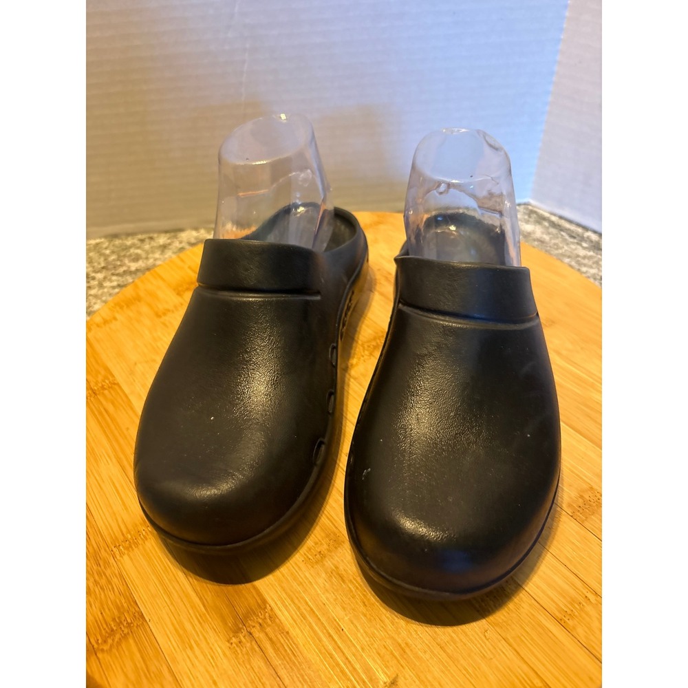 Oofos OOCloog Black Recovery Clogs Slip On Mule Shoes Womens 8 Mens 6 EU 39